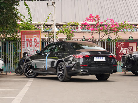 2025�� �Ŀ� E 300 ʱ�����˶���