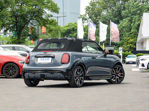 2025�� JOHN COOPER WORKS CABRIO