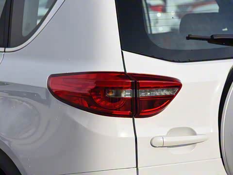 2018�� 1.6L �ֶ������� ��V