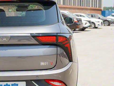 2022�� �� 300 Lite ��Ԫ�