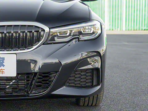 2022�� 320Li M�˶���װ