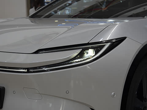 2025�� 630 PRO���а�