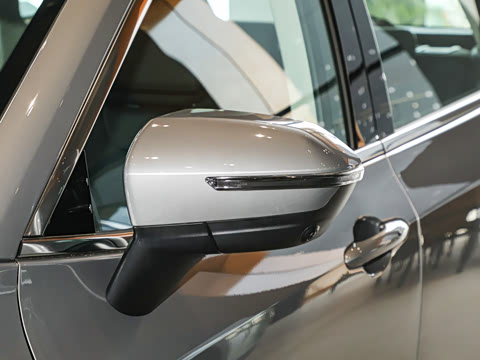 2025�� EcoBoost 170 ������