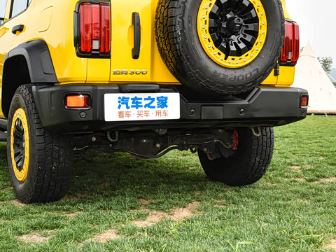 2022�� 2.0T �߾��޶���