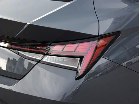 2021�� 1.5L CVT TOP�콢��