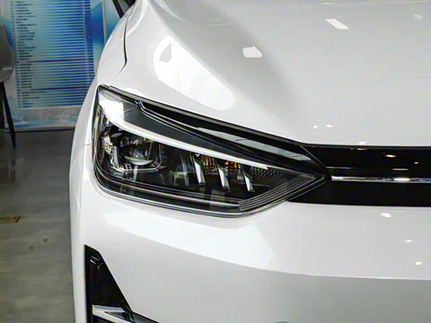 2024�� R600 �������а�