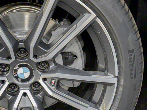 2022�� 320Li M�˶���װ