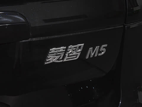 2025�� M5 1.6L ���������� 9��