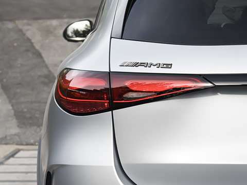 2025�� AMG GLC 43 4MATIC