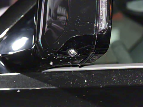 2022�� 110 V8 007��ذ�