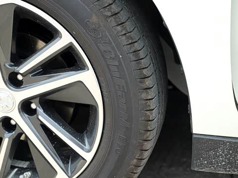 2019�� ʮ����ҫ 1.6L XL �ֶ������ ��VI