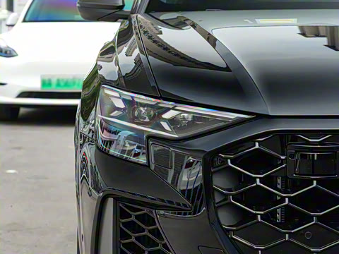 2025�� RS Q8 4.0T performance