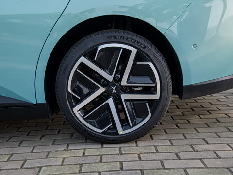 2025�� 502 ������ Max