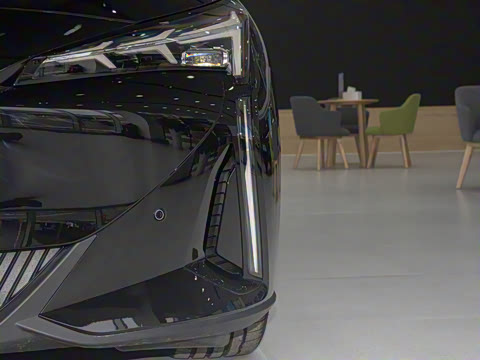 2025�� 560MAX 185kW