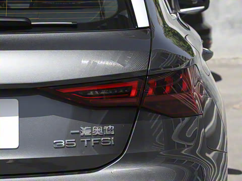 2023�� �Ŀ� Sportback 35 TFSI ʱ���˶���