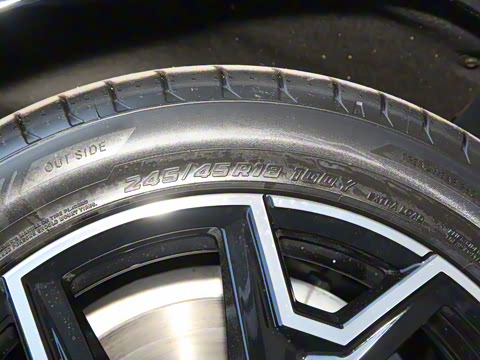 2024�� eDrive 40 L ��ҹ��װ