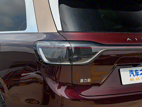 2025�� ���� Ultra�� 52kWh 5����