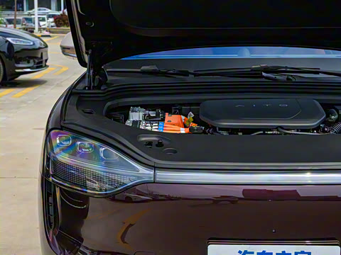 2025�� ���� Ultra�� 52kWh 5����