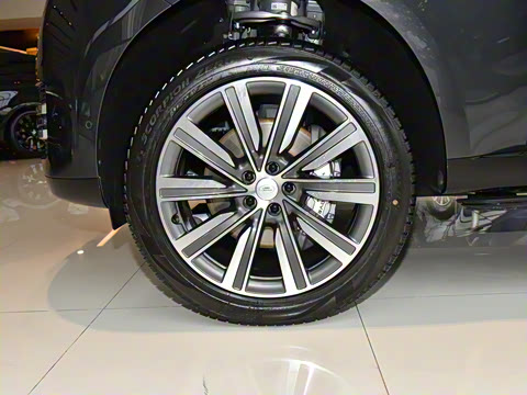 2025�� 3.0 L6 400PS �����ӳ���