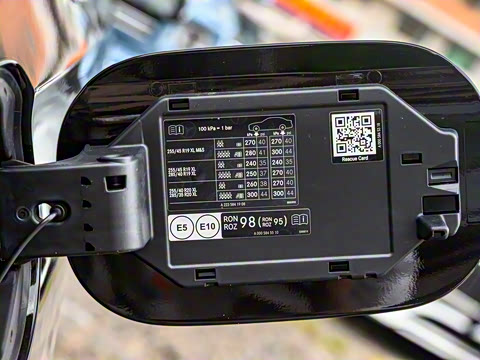 2025�� �Ŀ� S 680 4MATIC