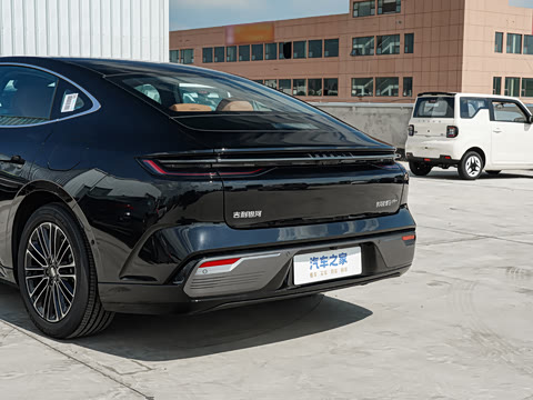 2025�� 60km EM-i ������