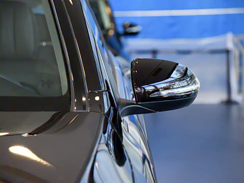 2022�� GLC 300 L 4MATIC ������