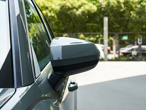 2025�� quattro 45�����ذ� 35TFSI ʱ�ж�����