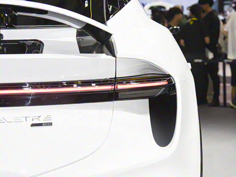 2025�� 600 ������