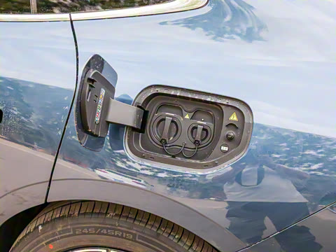 2025�� 130km EM-i �콢��