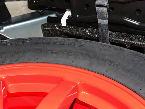 2025�� 400PS Dynamic HSE