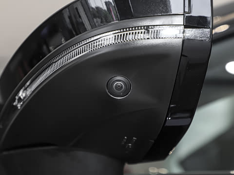 2025�� 45 TFSI quattro ����ʿ��