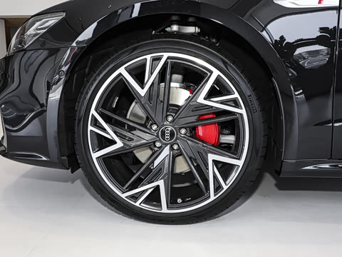 2025�� 45 TFSI quattro ����ʿ��