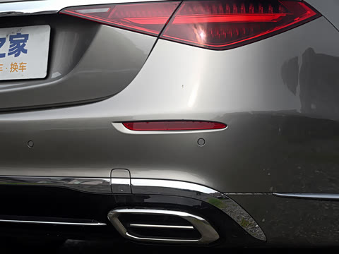 2025�� �Ŀ� S 680 4MATIC