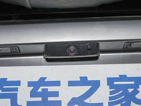 2025�� 130 3.0T P400 Զ���ر��