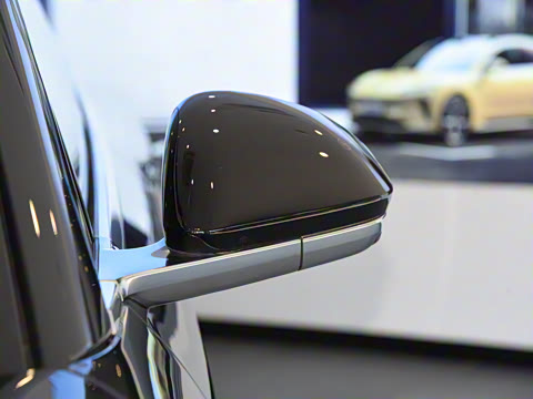 2025�� 102kWh ǩ����