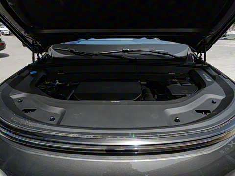 2025�� Ultra ���ܻ��°�