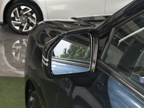 2025�� ���������� 650 ������