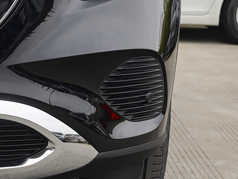 2023�� GLC 260 L 4MATIC ������ 5��