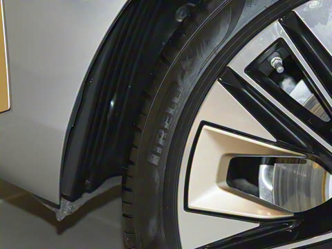 2025�� 530Li ������ ������װ