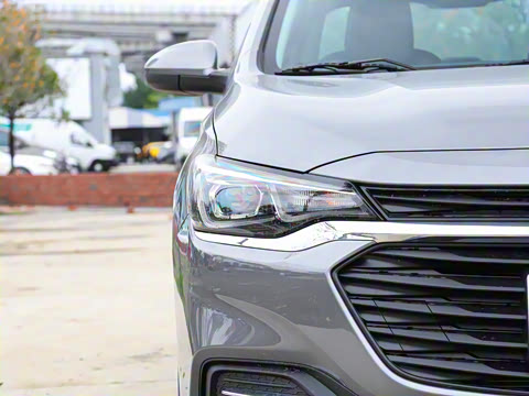 2022�� 320 �Զ������촰��