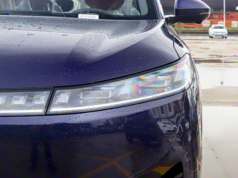 2025�� 210Ultra���Ȱ� 6��