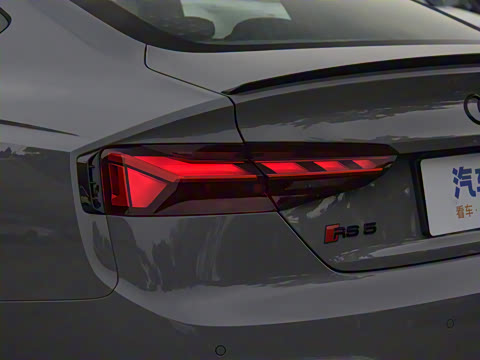 2023�� RS 5 2.9T Sportback ���װ�