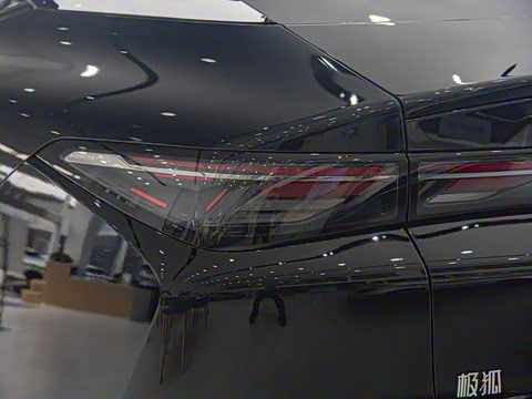 2025�� 560MAX 185kW