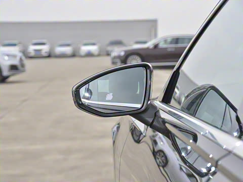 2021�� 40 TFSI ����������