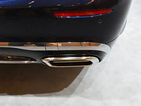 2023�� S 680 4MATIC ���ĸ߶��׷���˫ɫ