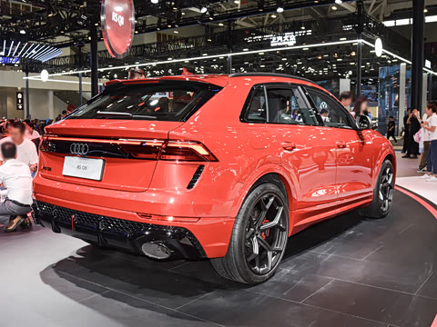 2025�� RS Q8 4.0T performance