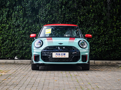 2025�� JOHN COOPER WORKS