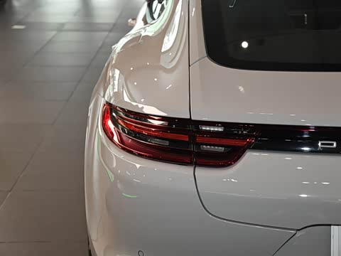 2018�� Panamera 4 E-Hybrid 2.9T