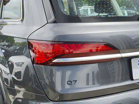 2025�� 45 TFSI quattro S line�˶���