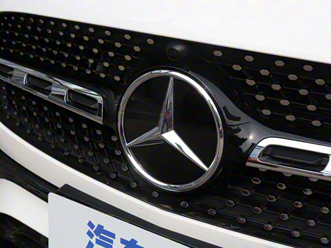 2023�� GLA 220 4MATIC